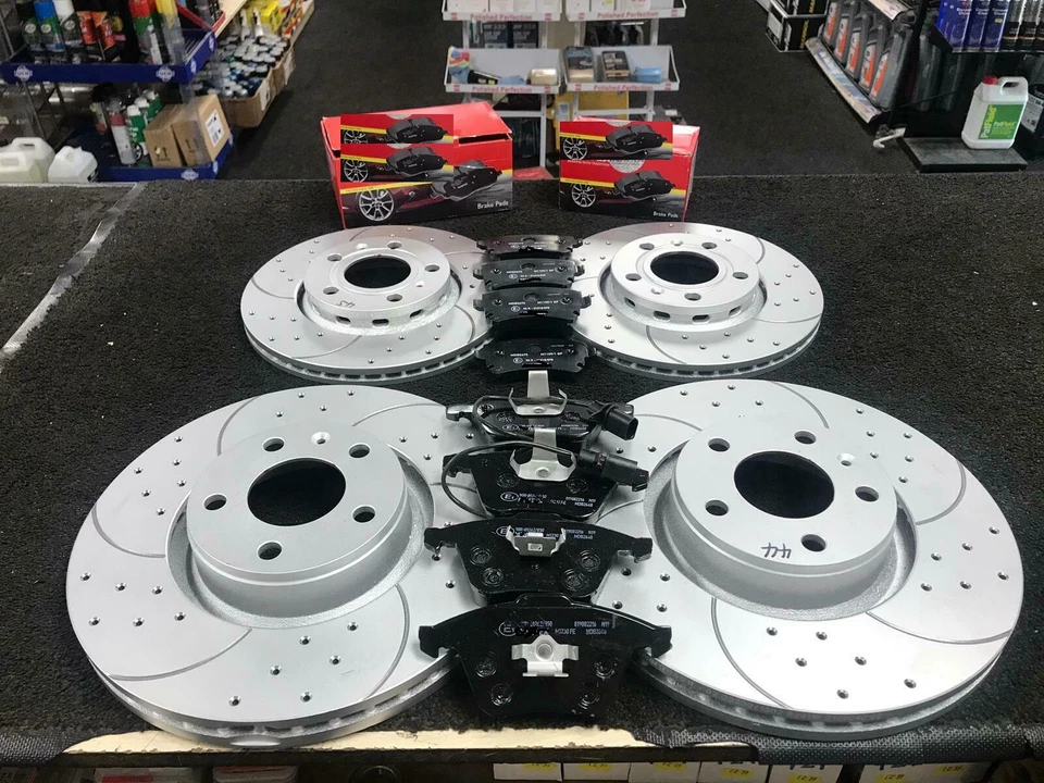 Porsche Cayenne 3.0 3.2 3.6 4.5 4.8 FRONT REAR DRILLED GROOVED BRAKE DISCS PADS - Image 1 of 3