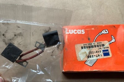 Lucas Generator Brush Set Austin Healey MG Jaguar Triumph GGB102 MOSS 147-250 - Изображение 1 из 4