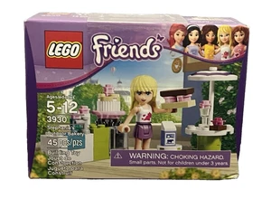 LEGO Friends (3930) Stephanie's Outdoor Bakery 45 Pcs 2012 RETIRED - Picture 1 of 8