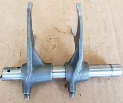 HONDA XR250 XR 250 1981-1982 HORQUILLAS DE CAMBIO DE MARCHAS 24212-KA6-000 BARRA DE CAMBIO Foto 1 de 3