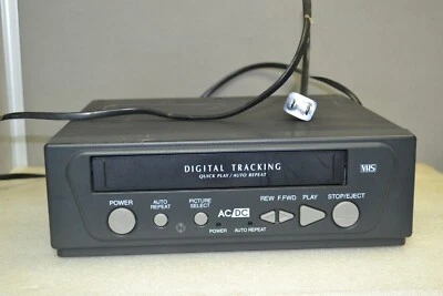 Reproductor VHS FUNAI AC/DC Modelo MFV210C 110V Solo cable / Sin control remoto / Piezas / Reparación Foto 1 de 2