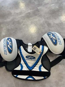Youth Used Medium Hespeler Shoulder Pads - Picture 1 of 3