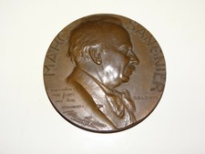 Belle Grande Médaille Marc Sangnier par Bazor L'Amour est plus fort que la Haine