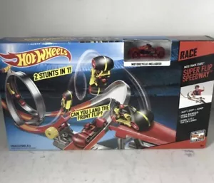 Hot Wheels Moto Track Stars Super Flip Speedway auslaufendes Set Neu im Karton - Bild 1 von 7