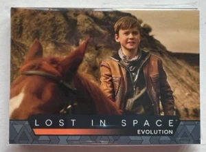 Lost in Space Collectors Card Set Sealed Pack, 7 Autographs - Picture 1 of 2