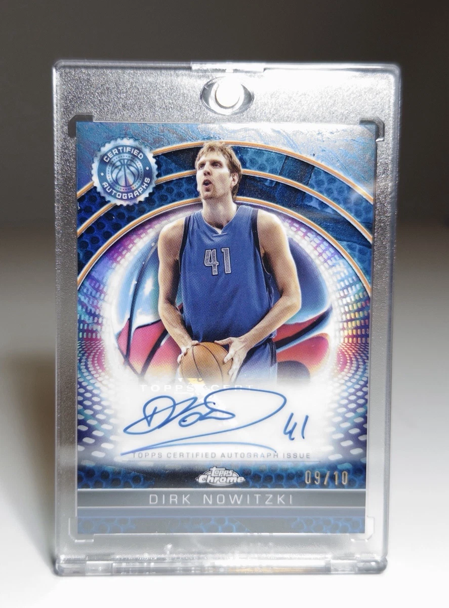 Dirk Nowitzki Basketball Autographed Sports Trading Cards