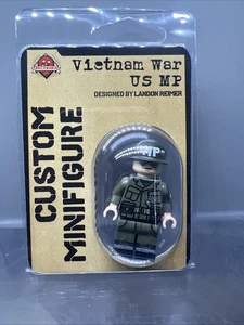 Lego Brickmania Guerra de Vietnam MP EE. UU. + BrickArms Recargado M16 - Imagen 1 de 3