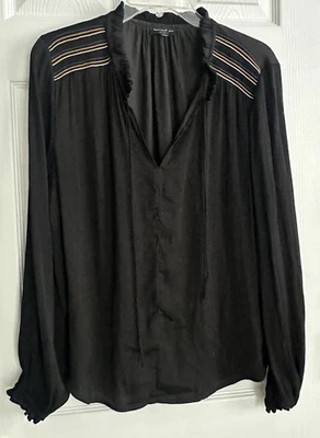 Blusa negra Current Air con rayas en los hombros talla grande Foto 1 de 4