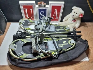 Alptrek 821 Snowshoes W/ Poles Carrying Bag Up To 150 lbs Small 8x22" GREEN  - Picture 1 of 6