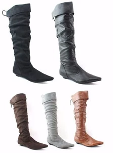 LINEA DONNA STIVALI AL GINOCCHIO IN PELLE SCAMOSCIATA TACCO BASSO PIATTO PULL ON STILE PIRATA MISURA - Foto 1 di 46