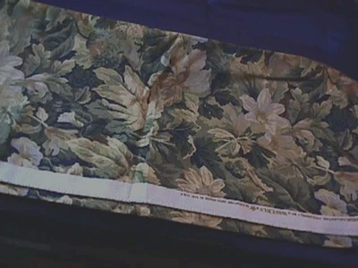 TELA FLORAL VERDE VINTAGE ESTAMPADO WAVERLY SCOTCHGARD 54" L por 27 3/4" W Foto 1 de 4