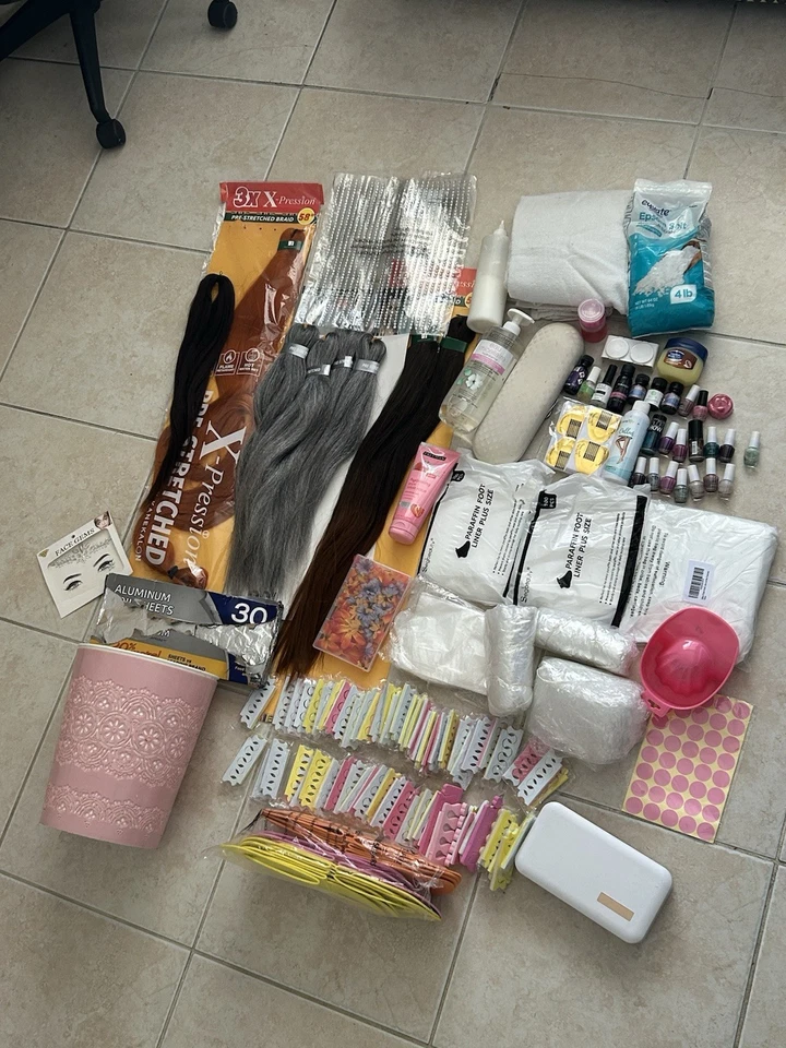 Nail Tips +full Lot +acrylic Powder + Stickers +brush + UV Led Lamp +nail Art - Image 1 of 4