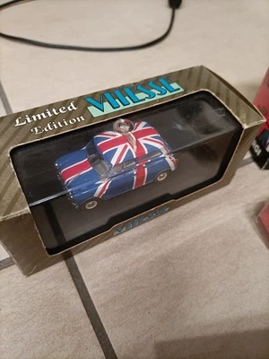 Mini Cooper Modellautos - Bild 1 von 4