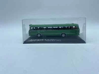 MODELLINO BUS VOLVO B 57 1972 VERDE - DEAGOSTINI - SCALA 1:72 AUTOBUS - Immagine 1 di 4