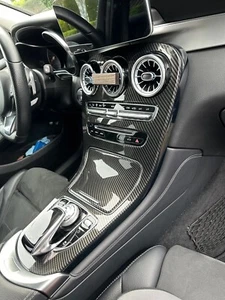 Cubierta de consola central efecto fibra de carbono embellecedor de tablero Mercedes Benz Clase GLC X253 - Imagen 1 de 13