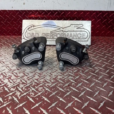 2001 HARLEY DAVIDSON ELECTRA GLIDE FRONT BRAKE CALIPERS CALIPER EG137 Foto 1 de 4