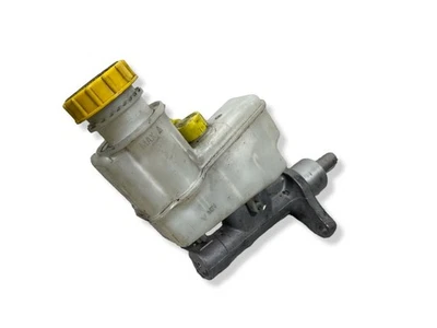 Alfa Romeo Giulietta 2010-2016 Brake Master Cylinder with Reservoir OEM - Image 1 of 4
