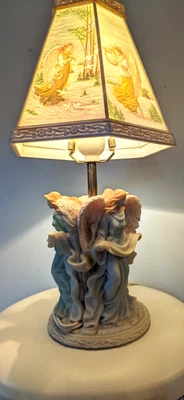 Vintage -Resin Angels Figurine Lamp With 6 Panel Decorated Lithophane Shade - Image 1 of 4