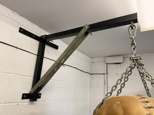 Steel Heavy Duty Punch Bag Wall Bracket - Picture 1 of 3
