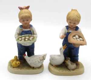 1985 Denim Days Porzellan Homco Figur #1509 "Eier sammeln" - Bild 1 von 3