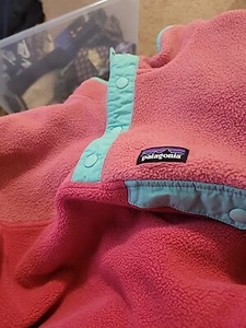 Patagonia Fleece Girls XL-14 Pink Mauve Synchilla Colorblock Pullover Sweater - Picture 1 of 11