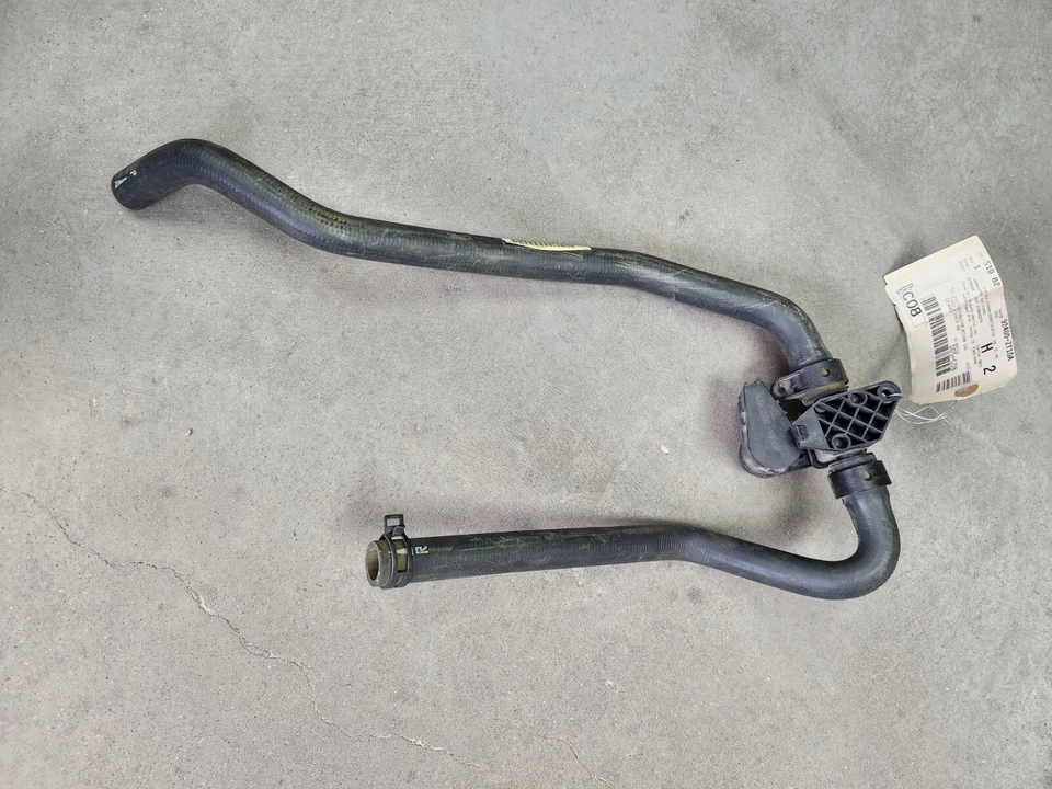 2004-2015 OEM Nissan Titan Heater Inlet Hose With Valve Foto 1 de 1