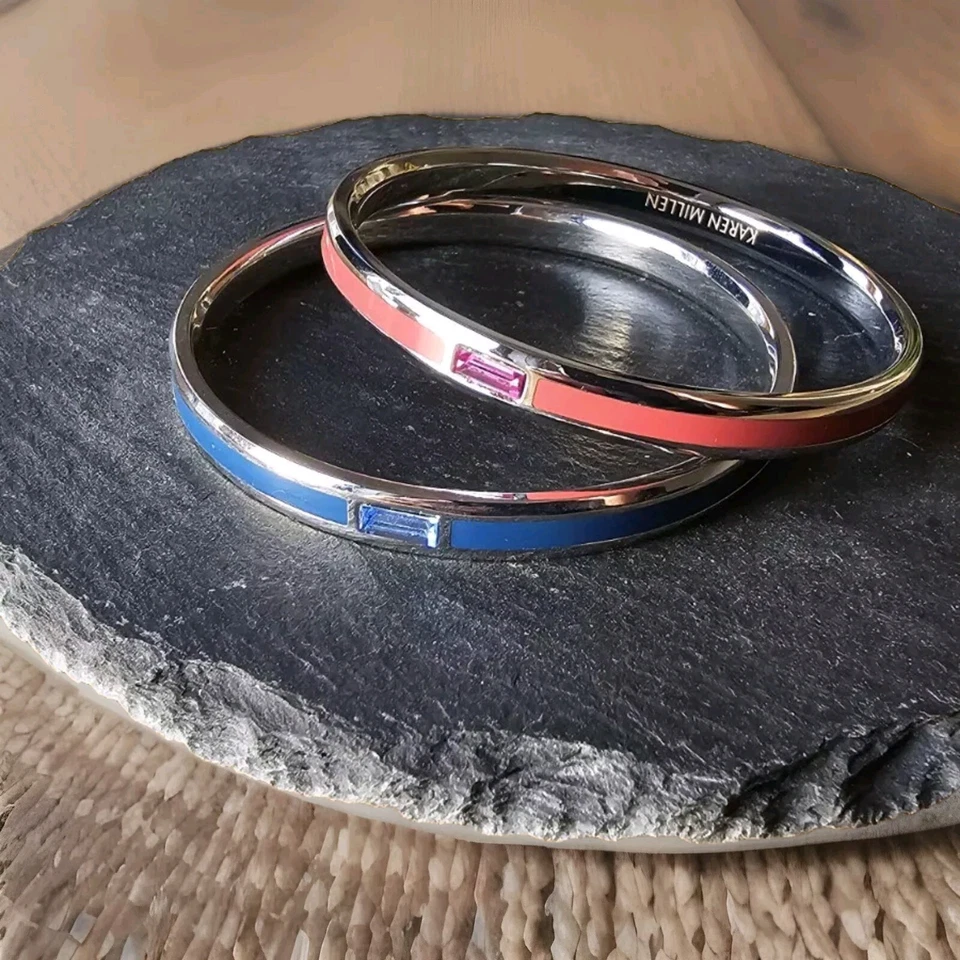 Juego de brazaletes Karen Millen, azul y rojo Swarovski y esmalte Foto 1 de 4