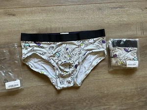 NEW MeUndies Christmas Snow Buns Bunnies Underwear Briefs LOT OF 2 Men’s Size M - Picture 1 of 6