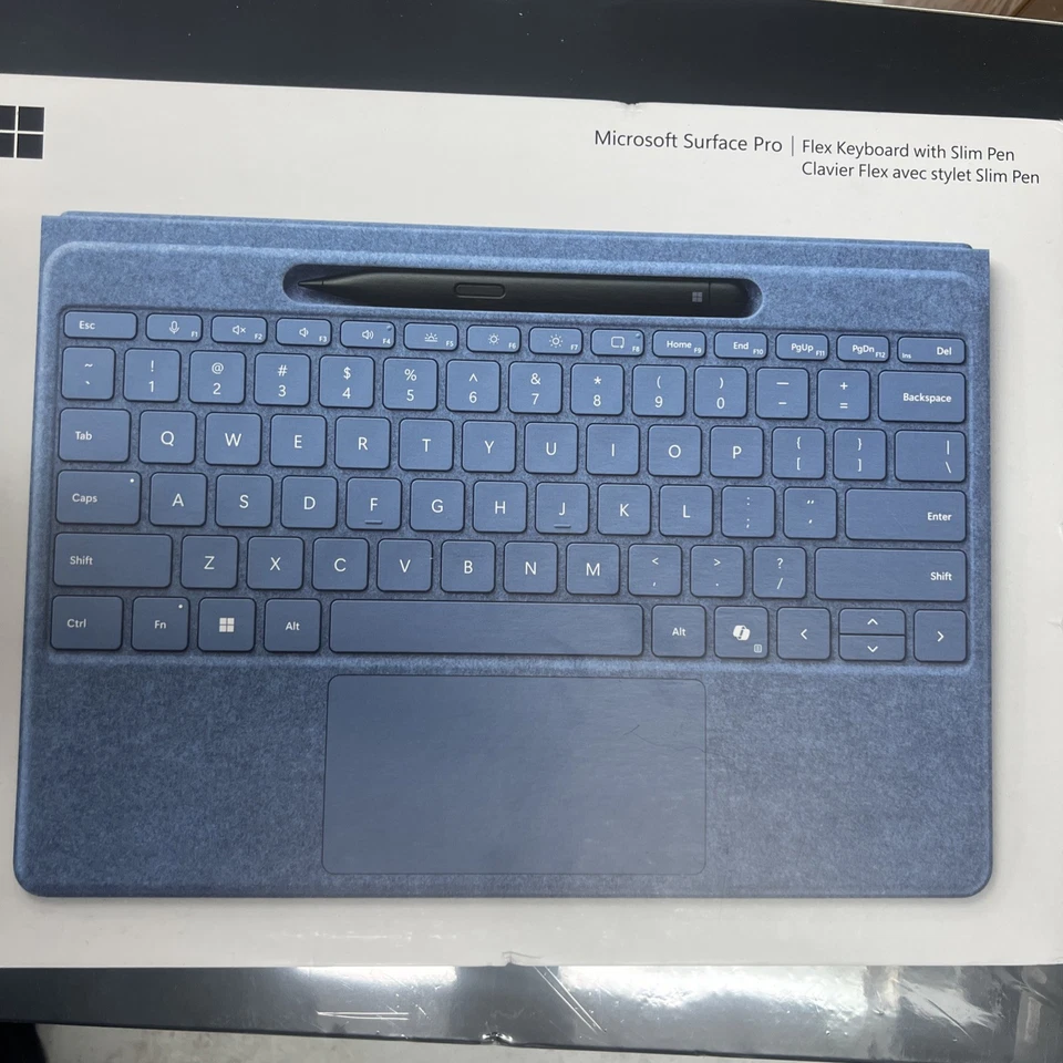 Microsoft Surface Slim Pen 2nd Edition & Pro Flex Keyboard for Pro 11th Edition - Image 1 of 2