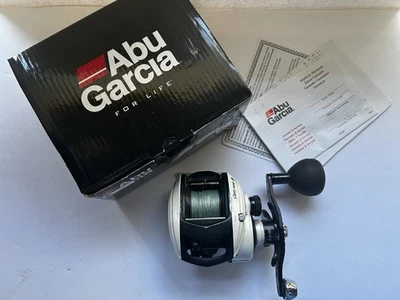 Manija eléctrica para zurdos Abu Garcia Revo Toro S T2 S61 5.3.1 usada (1) Foto 1 de 4
