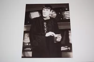 Star Trek The Motion Picture Glossy Photo 8x10 Nimoy Spock Travelling Cloak 1 - Picture 1 of 1