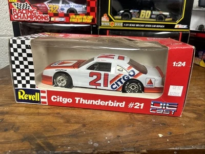 1992 Revell Morgan Shepherd #21 Citgo Thunderbird 1:24 diecast NASCAR #8695 - Image 1 of 4
