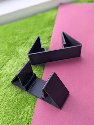 Supporto verticale poggiapiedi per PS4 Sony PlayStation 4 Slim (PETG) sku#15407 - Immagine 1 di 2