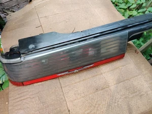 Ford Thunderbird 1987-1988 turbo cupé luz trasera del conductor - Imagen 1 de 3