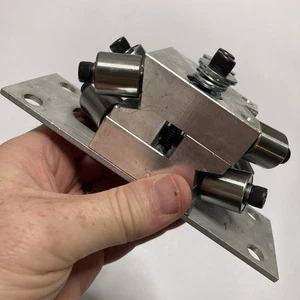 Horton C2102 Linear Travel Block Assembly with Plate - Bild 1 von 7