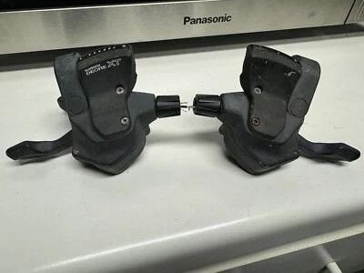 Shimano Deore XT SL-M740 3x8 Speed Trigger MTB Shifters Vintage Mountain Bike - Image 1 of 4