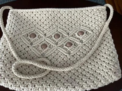 Cartera de Hombro Estilo Boho Diseño Crochet y Madera De Colección Forrada de Lino Tiene Bolsillo Foto 1 de 4