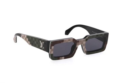 8039/LOUIS VUITTON HOMBRE LV CLASH BAJO CAMUFLAJE GAFAS DE SOL Z2395E 9GN DAMIER CAMUFLAJEFLA Foto 1 de 4
