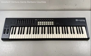 Novation LaunchKey 61 MK2 61-Key Keyboard MIDI Controller - Read - Picture 1 of 12