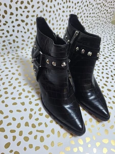 Jessica Simpson Zayrie Ankle Boots WOMEN 7.5 Black Embossed Croco Western Bootie - Picture 1 of 9