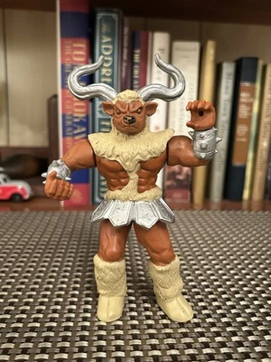 Экшн-фигурка Mighty Morphin Power Rangers MMPR Minotaur Bandai 1994 - Изображение 1 из 3