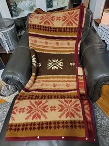 Biederlack USA Fleece Stadium Blanket Zip Snap Lounge Snowflake Southwest - Picture 1 of 6