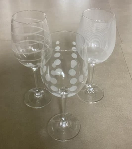 Mikasa Cheers Set Of 3 Crystal Red Wine Glasses 685 ml etched Design - Picture 1 of 1