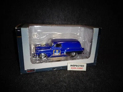 NAPA AUTO CARE 1954 CHEVROLET STREET ROD SPECCAST DIECAST CAR 1:25 - Image 1 of 4