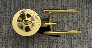 William Shatner Firmado Star Trek Starship USS Enterprise NCC-1701 JSA Certificado de Autenticidad - Imagen 1 de 8