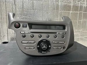 2009-2013 Honda Fit Sport AM FM Radio Stereo 39100-TK6-A014-M1. 09-13 OEM - Picture 1 of 8