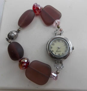 Silberfarbene rosa & pflaume Magnetverschluss Damen Armbanduhr ungeprüft #F90 - Bild 1 von 6