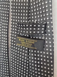 Corbata Hombre Kailong 100% Seda Negra Plata Gris Cuadros Hecha a Mano Diseñador de Lujo - Imagen 1 de 12
