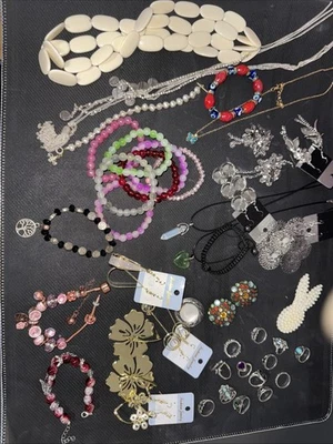 Konvolut Modeschmuck Aus Nachlass  1 - Bild 1 von 4