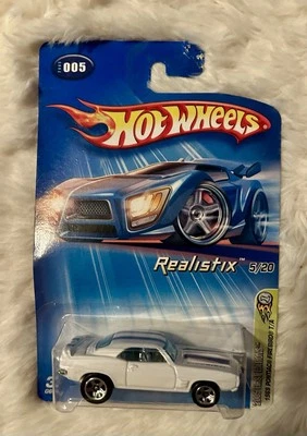 Pontiac Firebird T/A #005 1969 primera edición Hot Wheels Realistix 5/20 2005 Foto 1 de 2